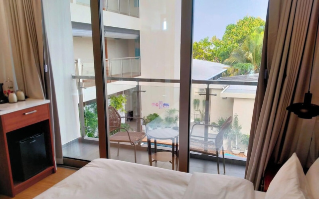 Athiri Residence Goidhoo