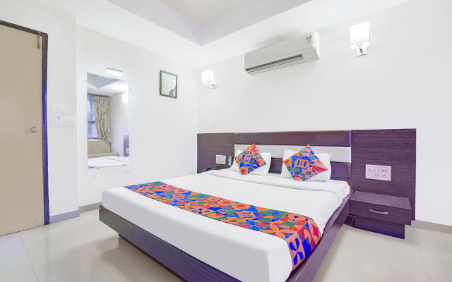 Fabhotel Skyland