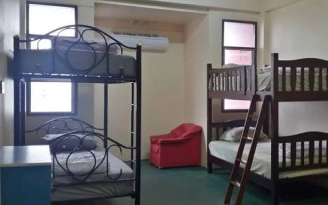 Easy Hostel