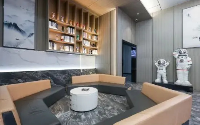 Xinyaxuan Hotel (Yudong High-speed Railway Station)