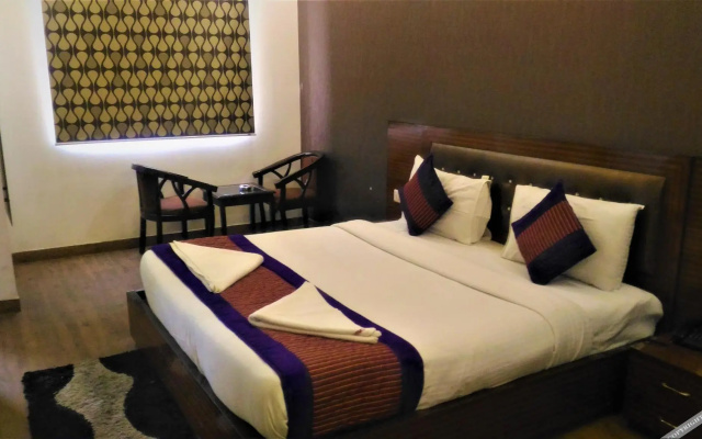 Hotel Mukund Residency