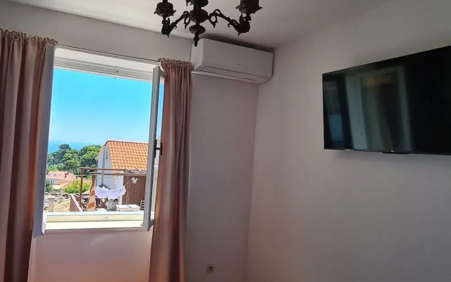 Apartment Solvit - Three Bedroom Apartment With Terrace