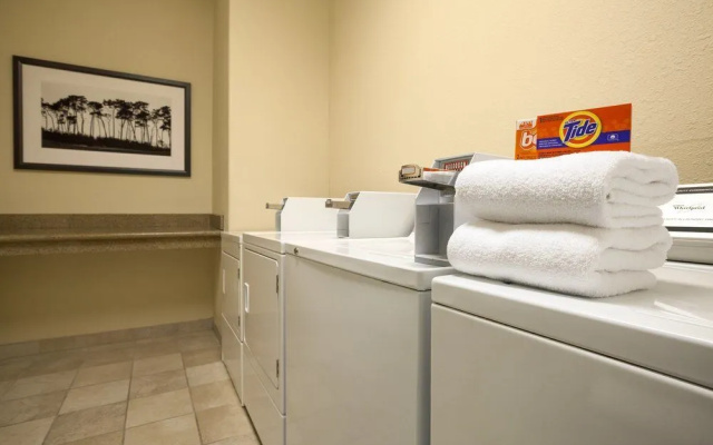 Country Inn & Suites by Radisson, Appleton, WI