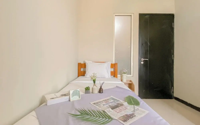 New Furnished And Comfy 2Br Apartment Nifarro Park