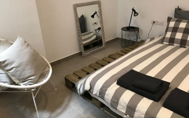 LSWhite Apartment