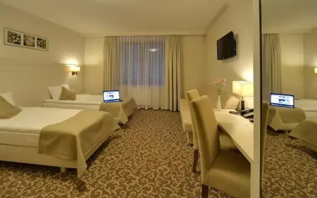 Hotel Camelot