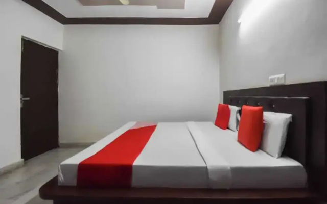 Hotel V Seven by OYO Rooms