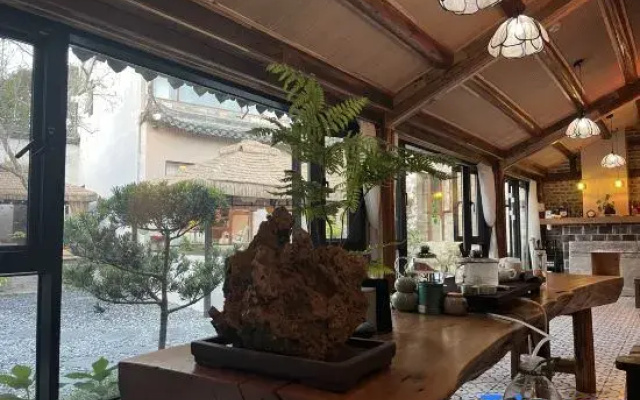 Hongcun Scenic Area Homestay at Shanyun Homestay