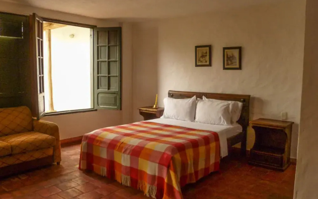 Hotel Mision Santa Barbara