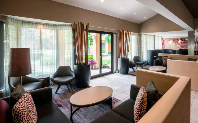 Courtyard by Marriott Chicago O'Hare