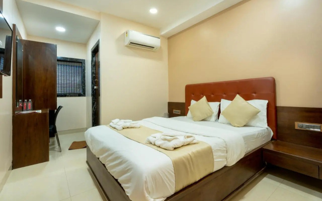 Hotel Empire - Near International Airport