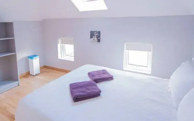 Abbey Court Hostel