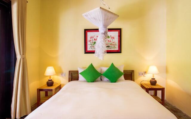 Отель Red Flower Cottages Homestay вид на фасад