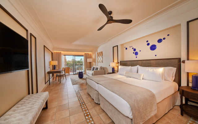 Gran Hotel Atlantis Bahia Real G.L.