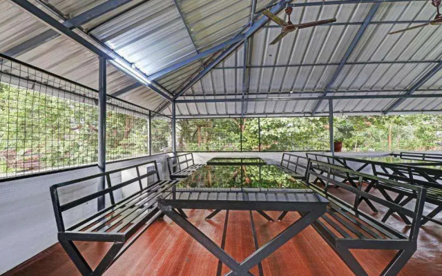 Treebo Nirupama Apartment, 750 M From Aluva Railway Station