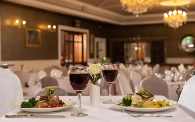 Burrendale Hotel Country Club & Spa