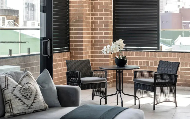 Elizabeth Street Apartments