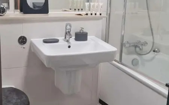 Immaculate 1-bed Apartment in Milton Keynes