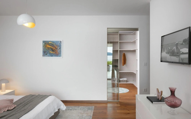 Beautiful Villa Sale