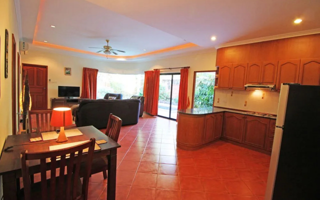 Cosy Beach Pool Villa By Pattaya Sunny Rentals