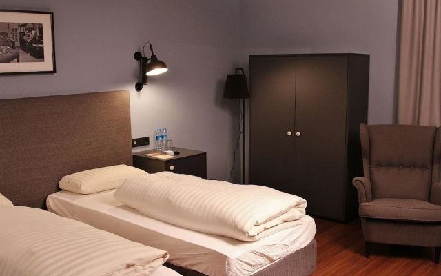 Hotel Henry