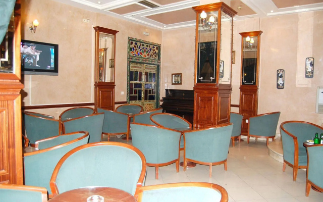 Hotel Mounia