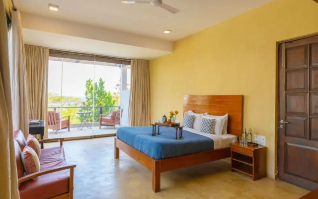 Cliffhouse in Candolim