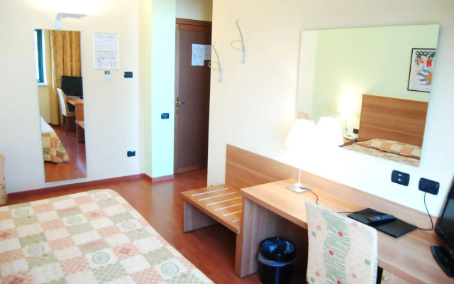 Hotel Romanisio