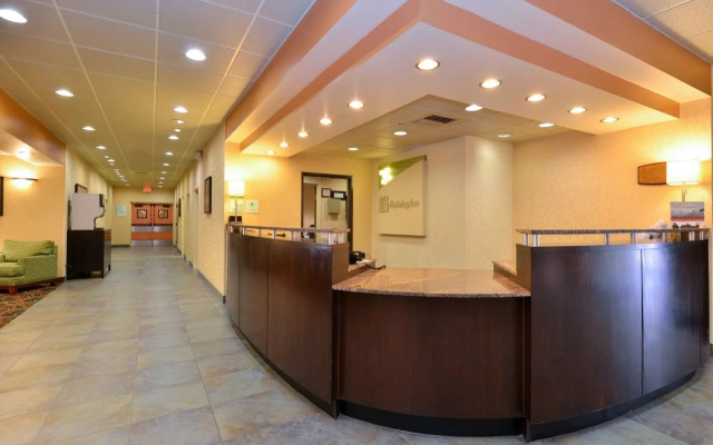 Holiday Inn Riverton-Convention Center