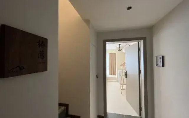 Over the Border Homestay(Chongqing Wanzhou Changjiangzhixing Branch)