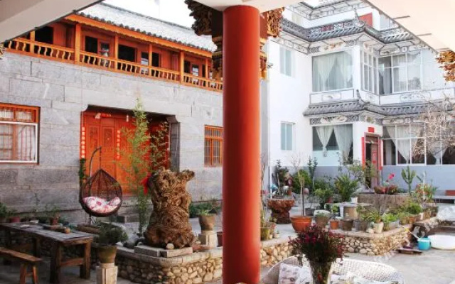 Dali Mufeng Inn (Dali Ancient Town Branch)
