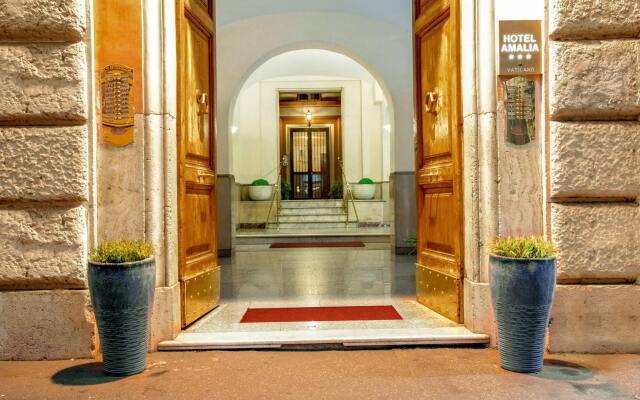 Amalia Vaticano Hotel вид на фасад