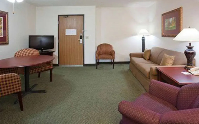 Quality Inn & Suites