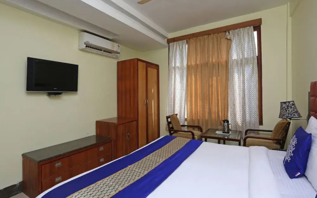 Capital O 1463 Surya Beach Inn