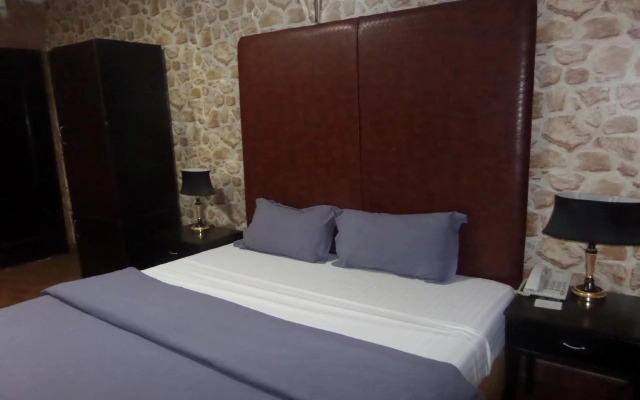 The Real Legacy Hotel