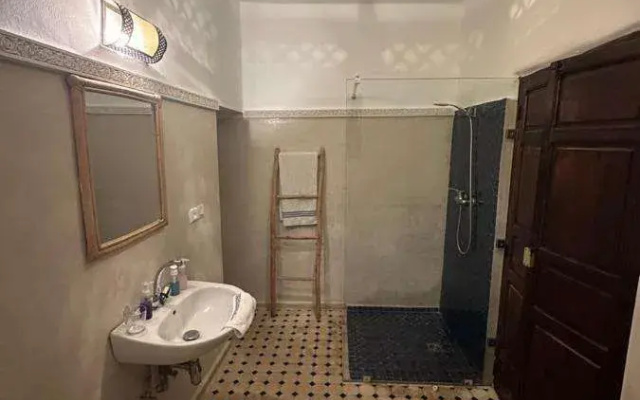 Riad Naya
