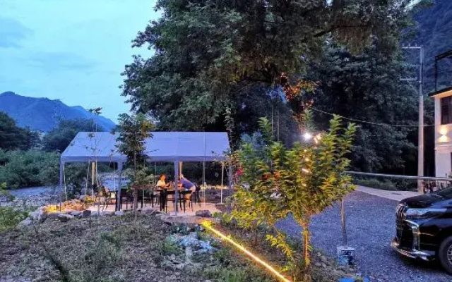 Yueyangwan Daoduishan Residence