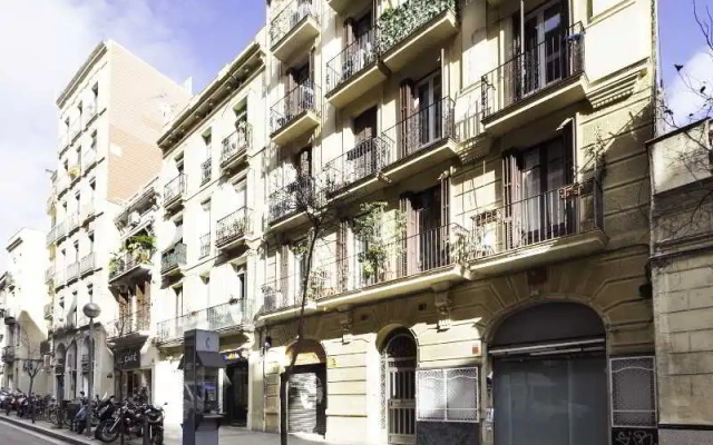 Home Around Gracia Apartments
