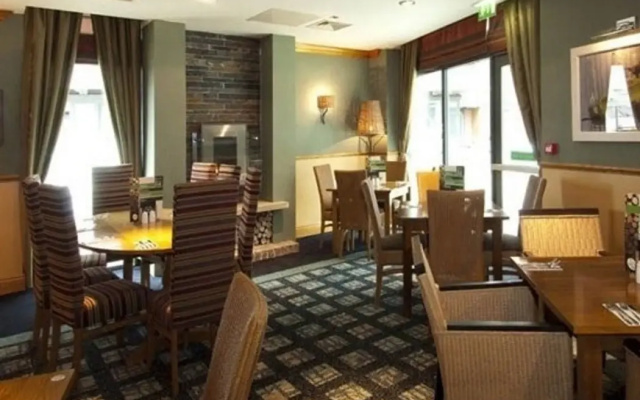 Premier Inn Peterborough (Ferry Meadows)
