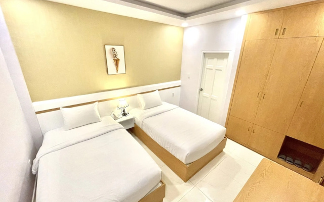 Maya Hotel