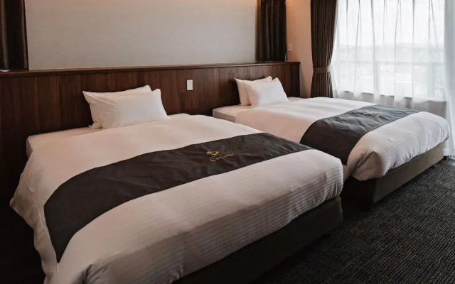 THE HOTEL CHATAN by SUNREST RESORT