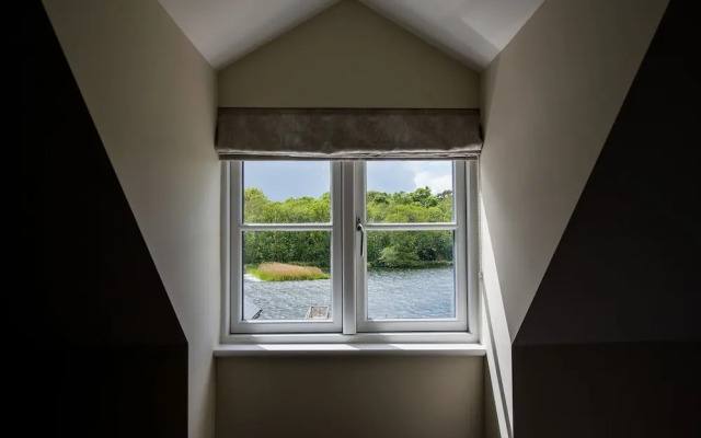The Boathouse