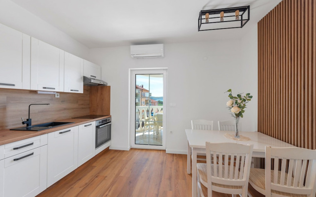 Superior Apartment Tania 4