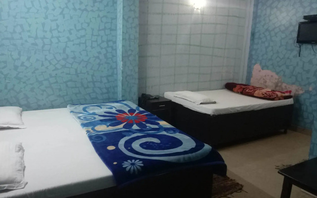 Delhi Inn