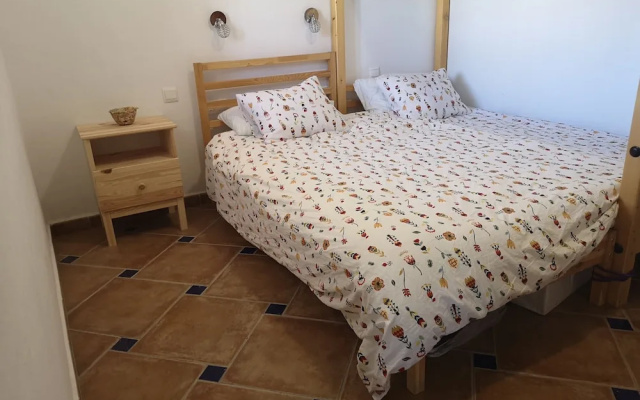 Beautiful 13 bed Villa, Private Pool, Large Garden