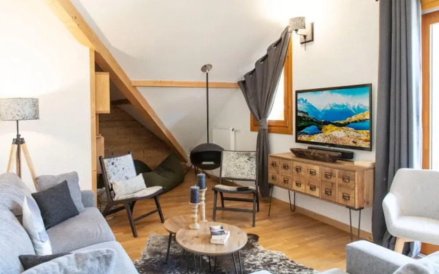 Chalet in Vaujany With Panoramic Mountain Views