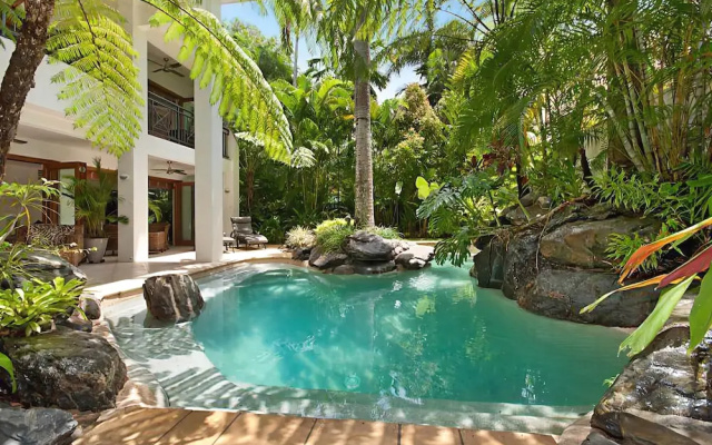 Frangipani Bed & Breakfast