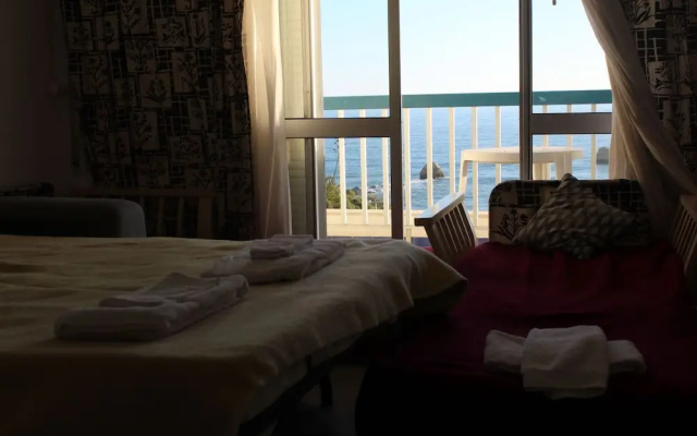 T0 Concorde Amazing Beach First Line View
