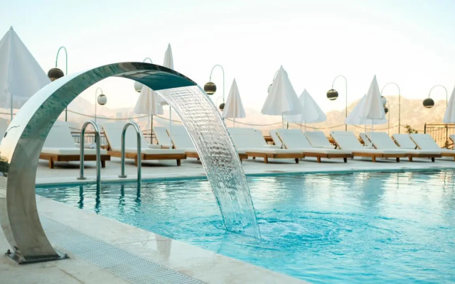 Xen Deluxe Boutique Hotel And Restaurant