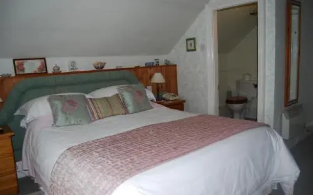 Grange Lodge Country House
